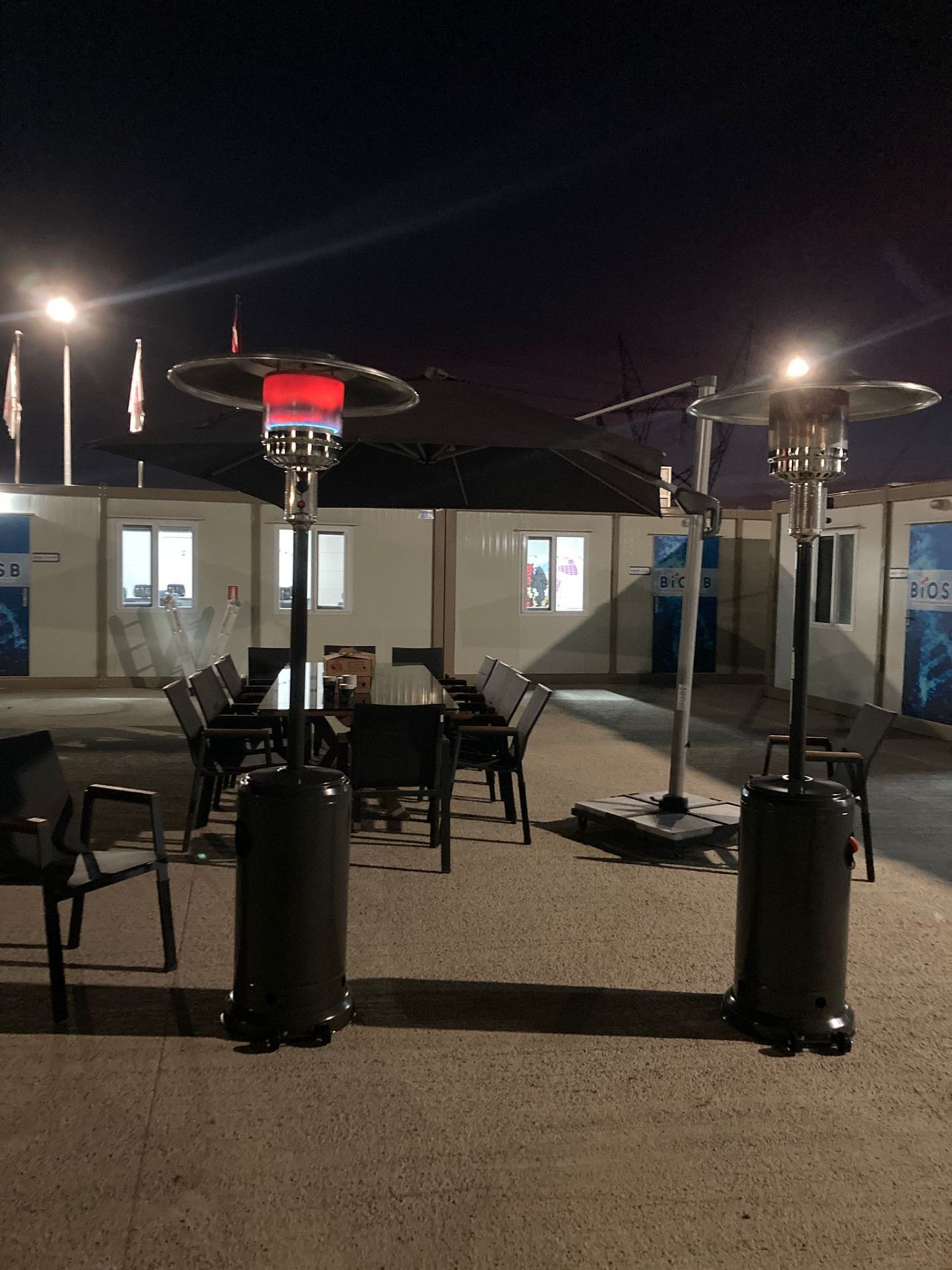 CLK Palmiye Tüplü Soba Gri Dış Mekan Bahçe Mantar Şemsiye Tipi Dekoratif Isıtıcı