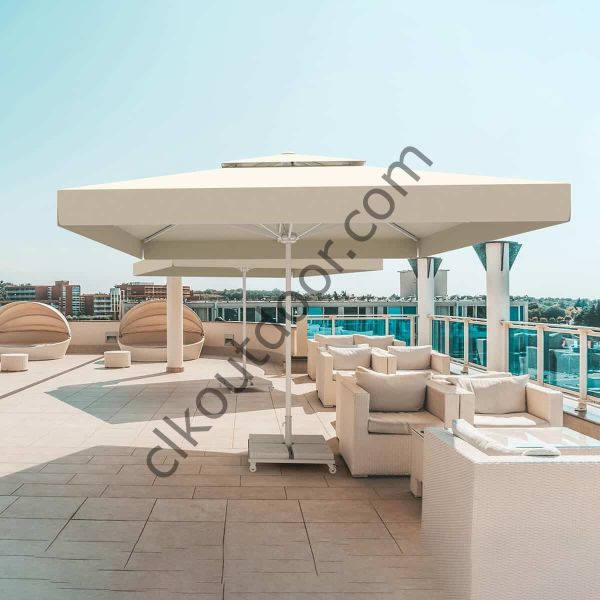 CLK 3,5x3,5 Metre Bacalı Mega Q60 Şemsiye Bahçe Cafe Havuz Otel Restorant Şemsiyeleri Açık Gri - Metal Hareketli Ayak 4 Mermerli (70x70cm 120 kg)