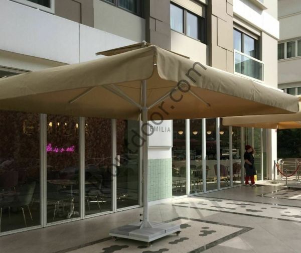 CLK 3x3 Metre Saçaklı Eko Model Krank Sistem Teleskopik Şemsiye Q80 Profil Akrilik (İthal) - Metal Hareketli Ayak 4 Mermerli (80x80cm 160 kg) - Açık Yeşil